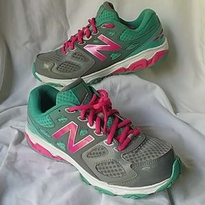 New Balance 680 V3